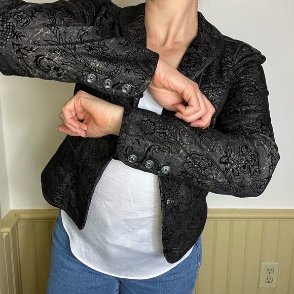 View Collection NY Blazer Vintage Y2K Black Velvet Gold Jacket Women’s Sz 8 - Picture 3 of 13